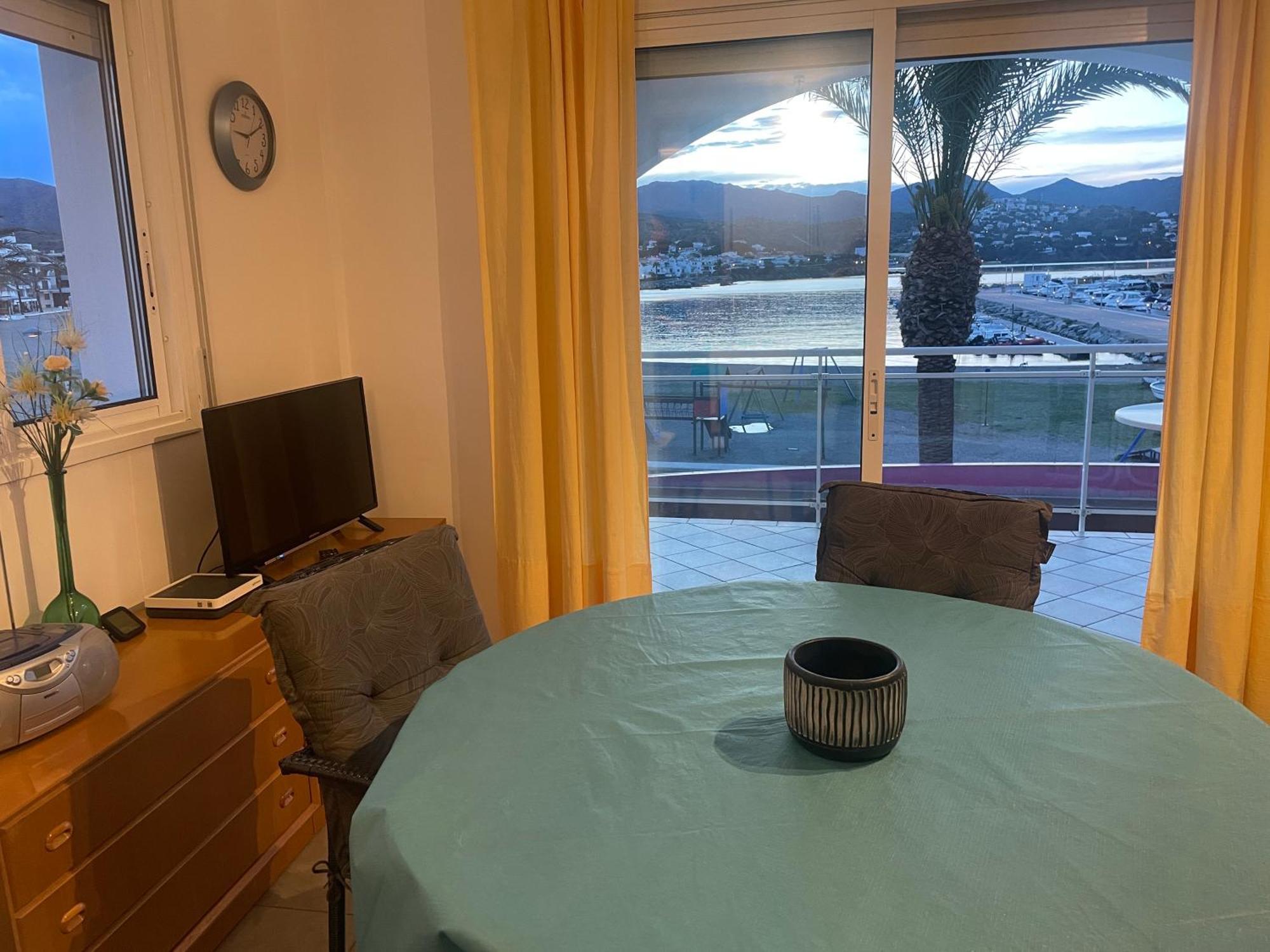 Platja Del Port Lejlighed Llança Eksteriør billede