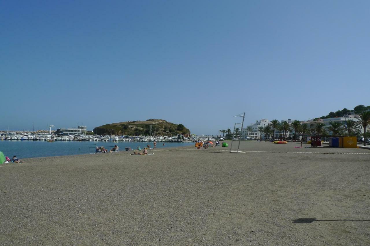 Platja Del Port Lejlighed Llança Eksteriør billede
